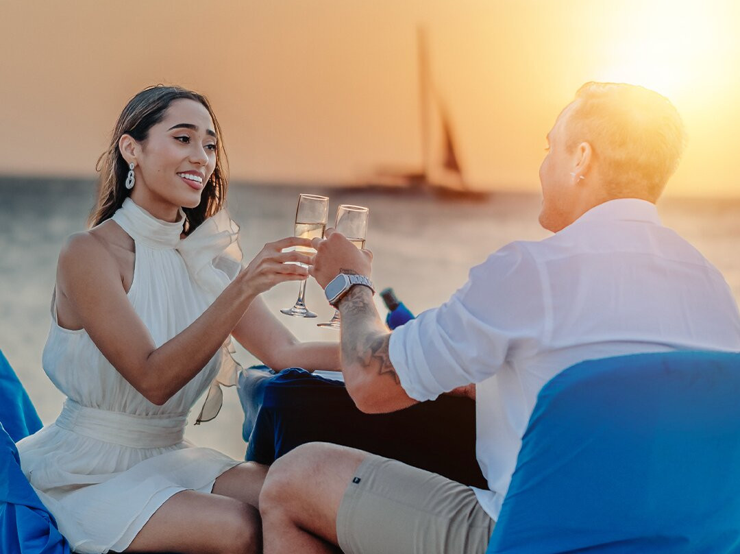 棕榈/鹰海滩餐馆和美食-Passions On The Beach