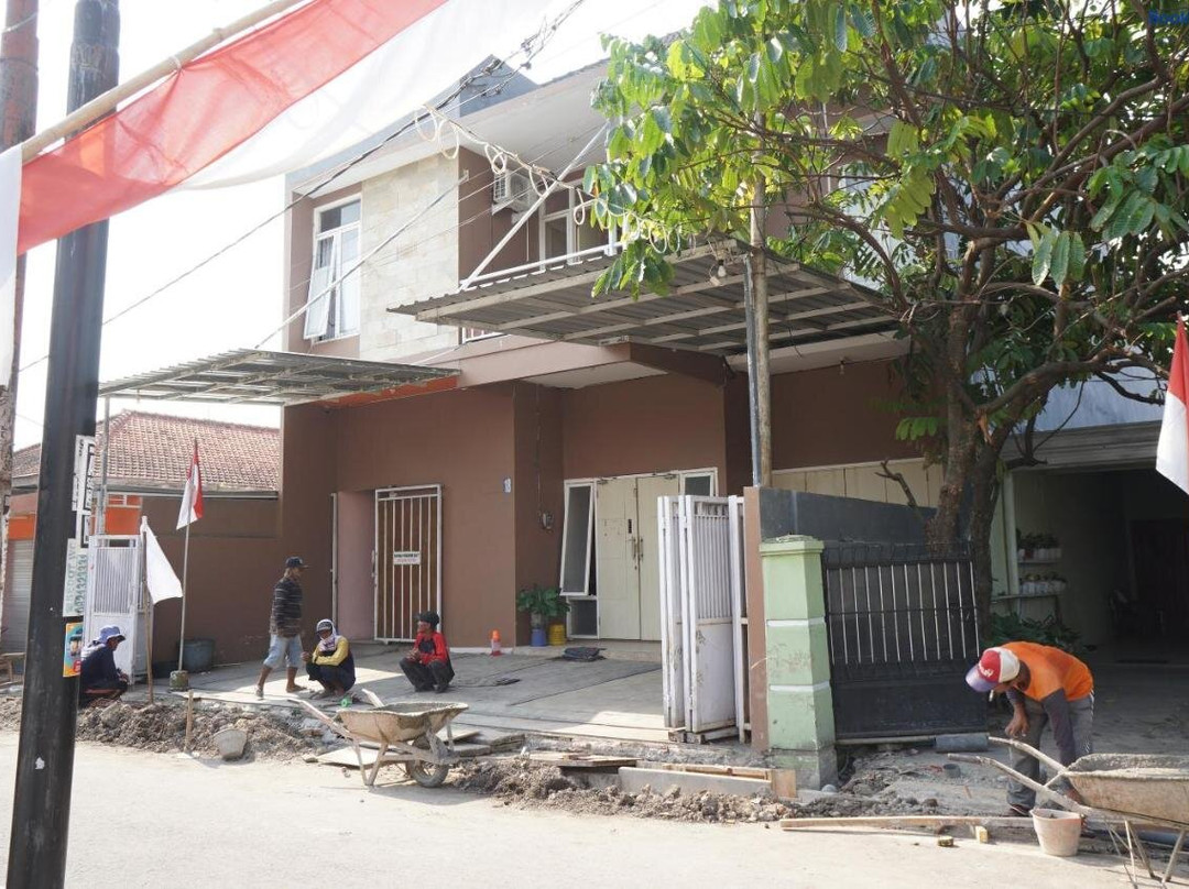 Spot On 93611 Kost Pak Suyatno Syariah 2