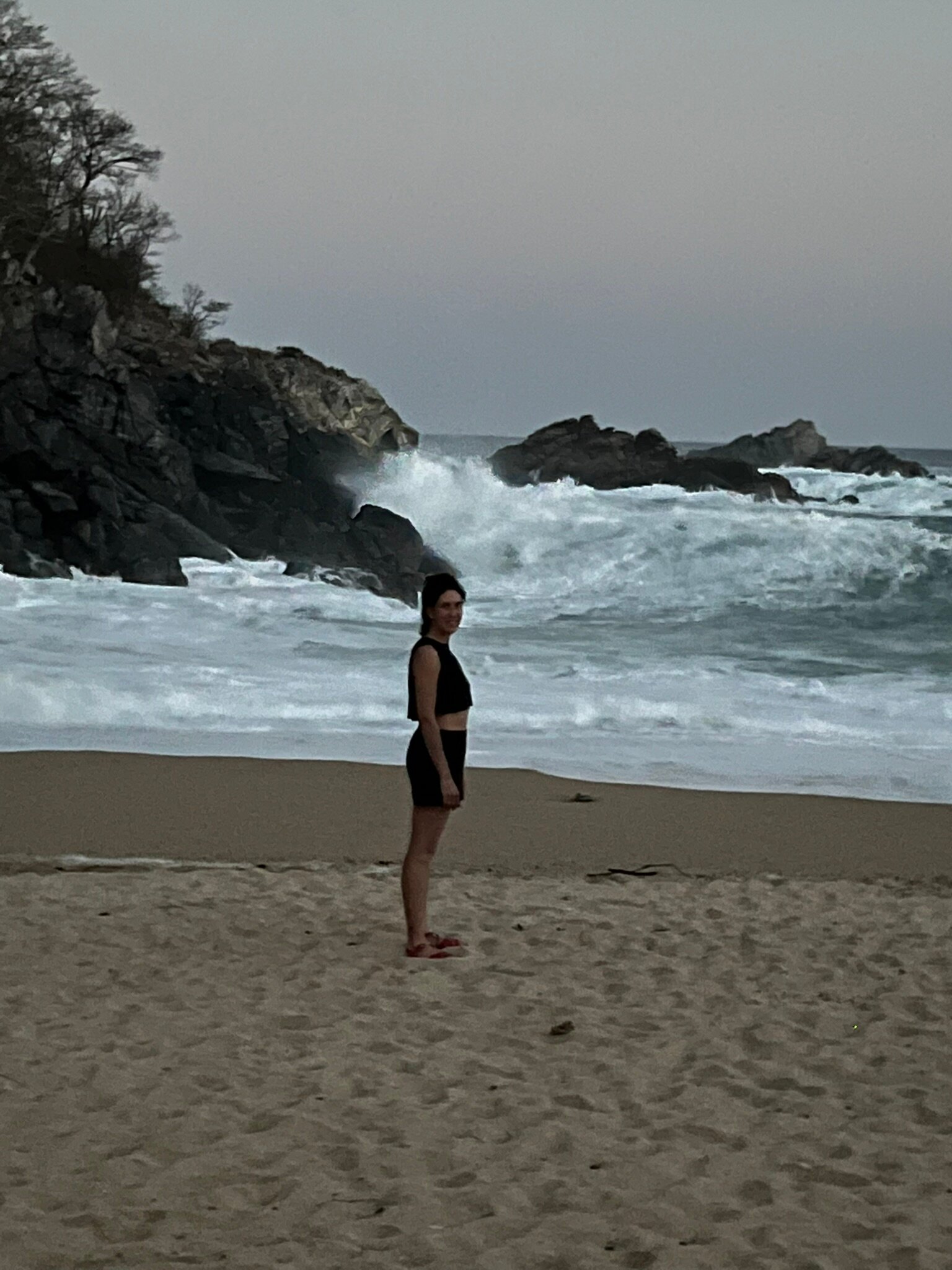 Bahia de la Luna-官方