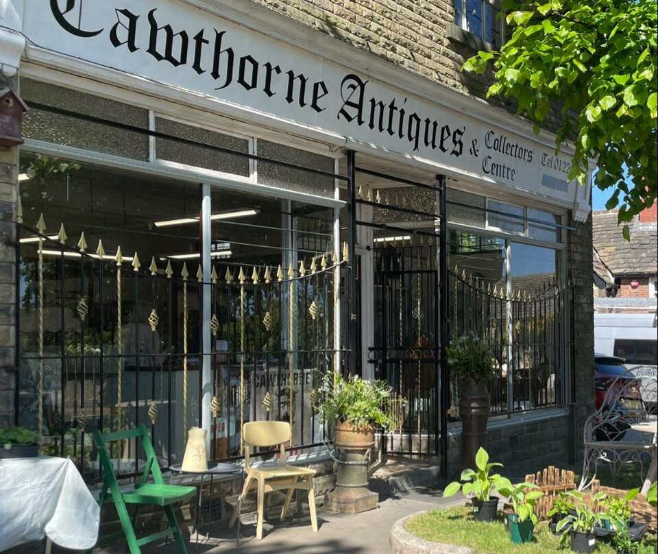 Cawthorne Antiques & Collectors Centre景点图片