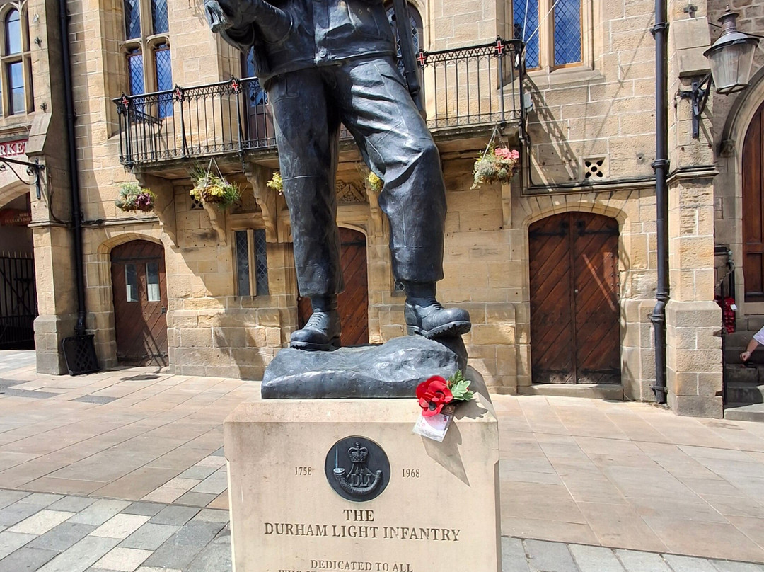 The Durham Light Infantry Memorial-达勒姆必去景点