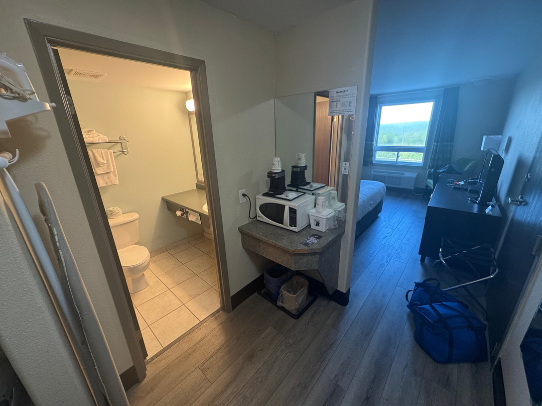 Super 8 by Wyndham Truro NS主图