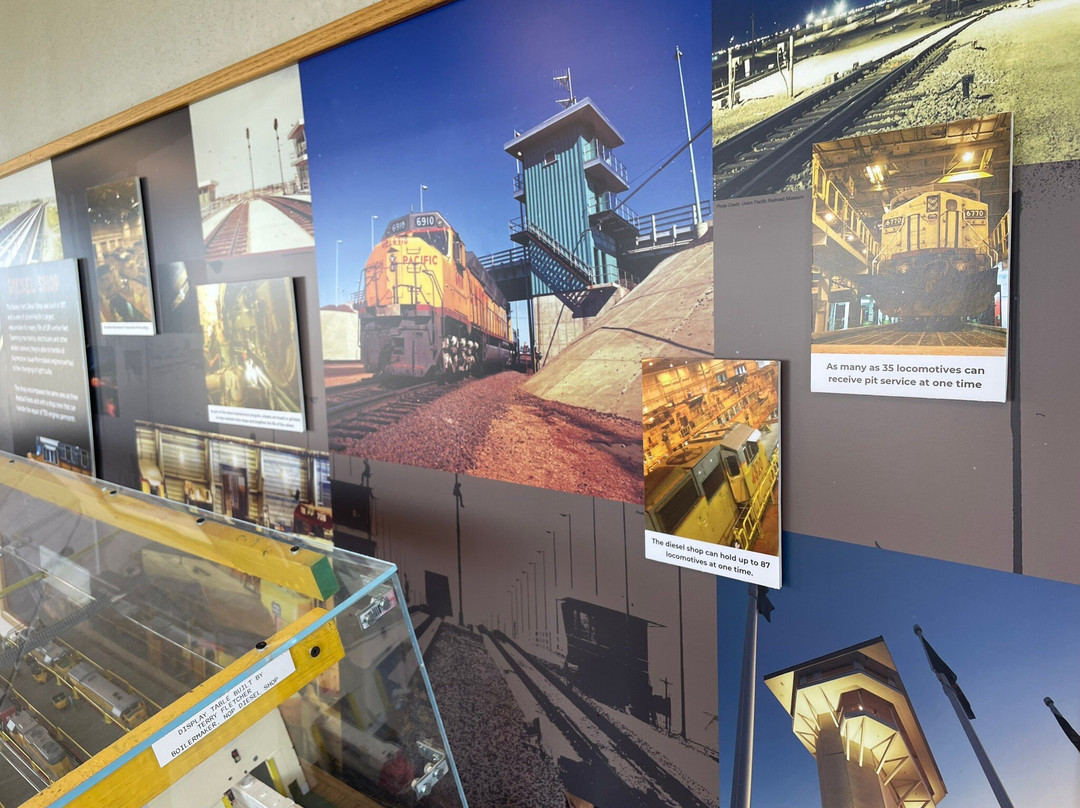Golden Spike Tower and Visitor Center景点图片