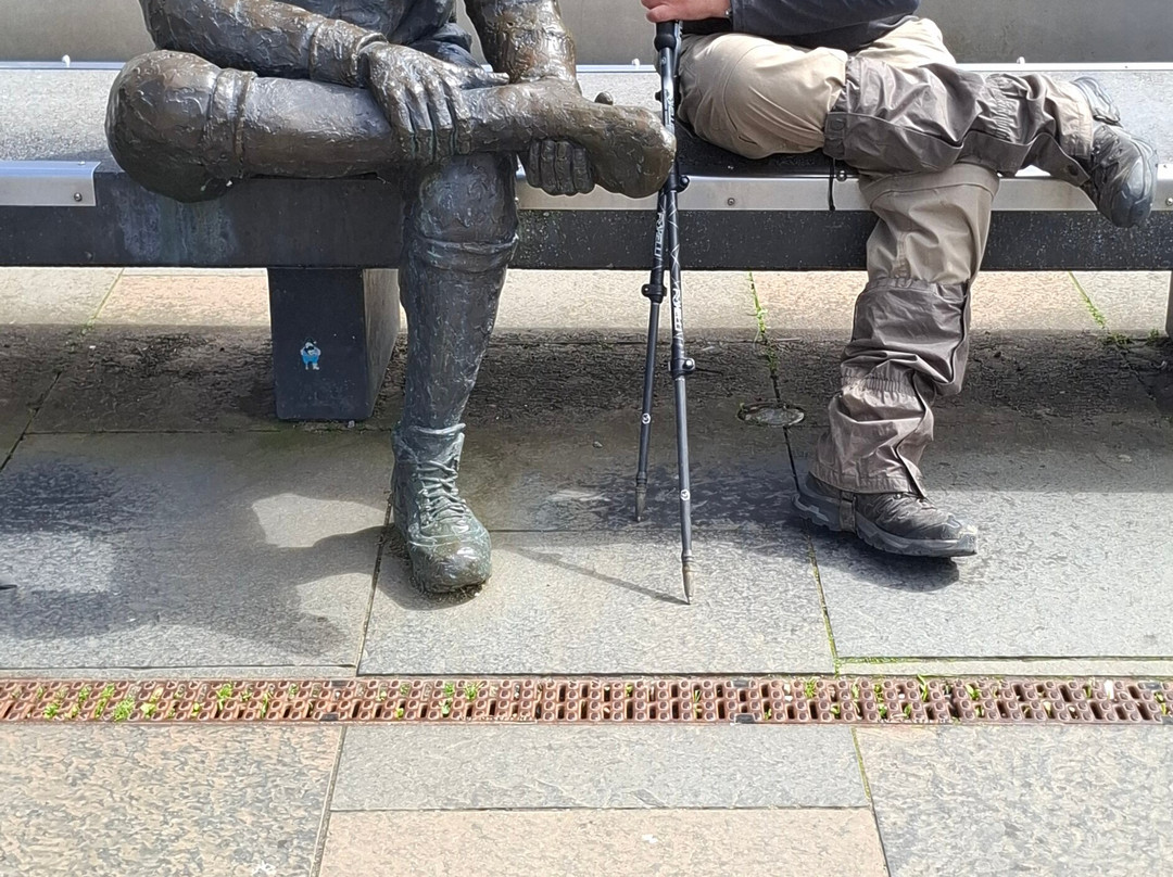 Seated Sculpture-威廉堡必去景点