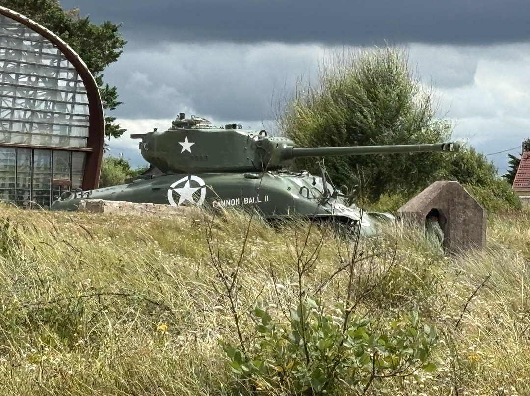 Normandy Jeep Tours-Sainte-Mere-Eglise必去景点