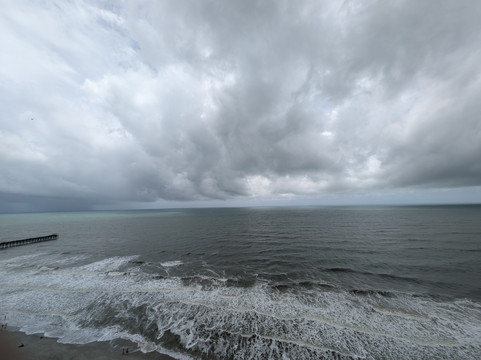 沙滩度假酒店主图