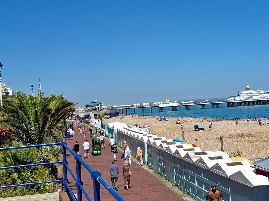 The Devonshire Park Hotel Eastbourne主图