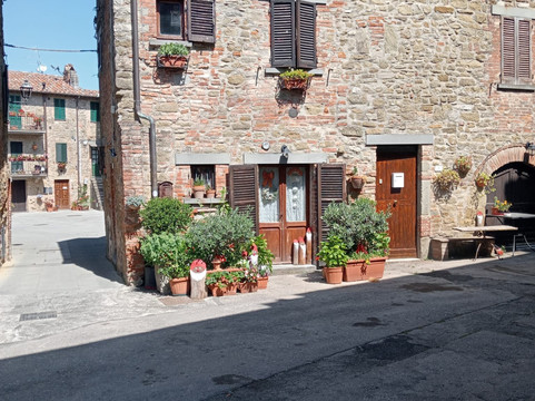 Centro Storico-Castel Rigone必去景点