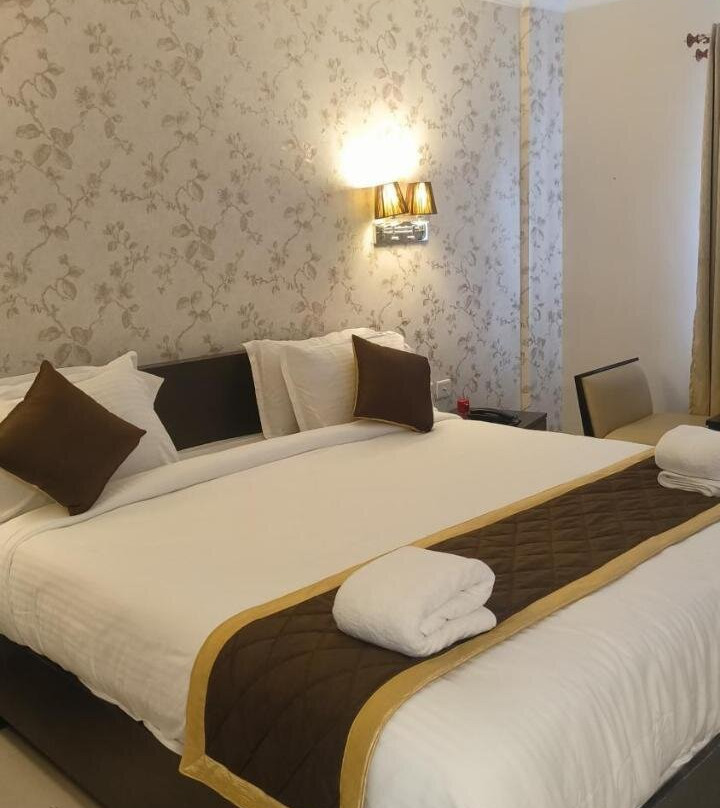 Grand Regency