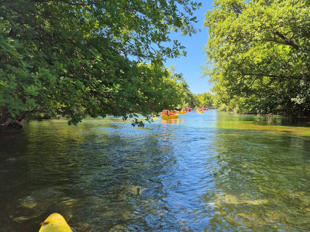 Canoe Evasion-泉水小镇必去景点