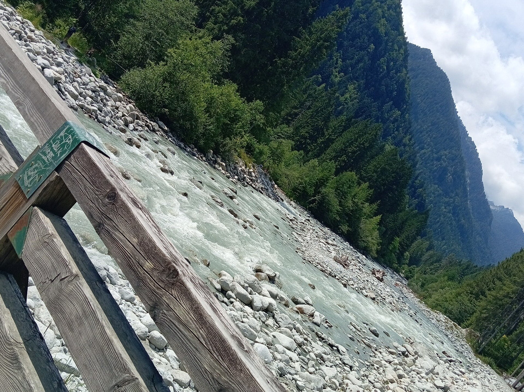 Cascate Val Genova-平佐洛必去景点