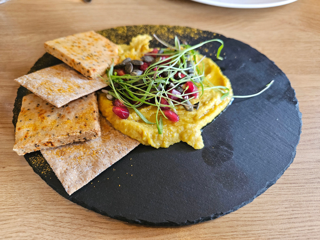 Tottington Manor主图