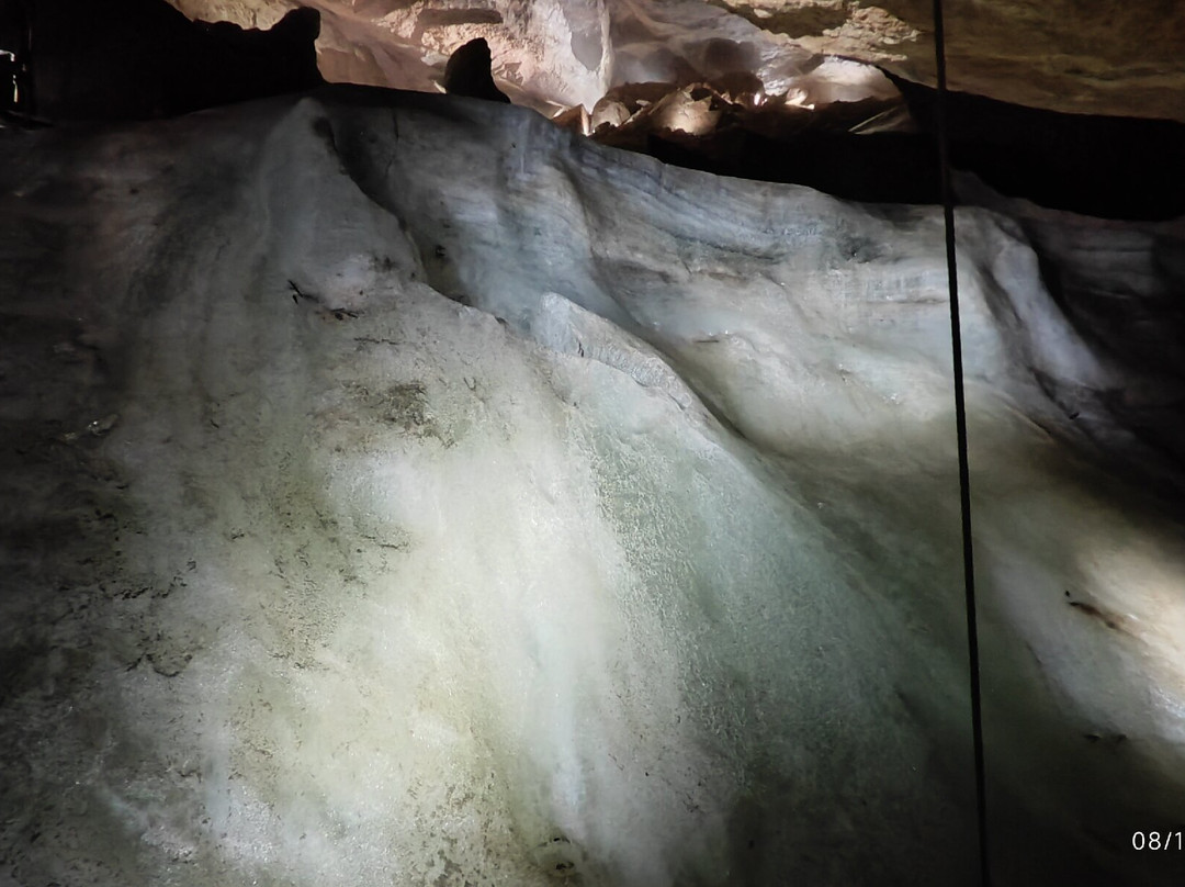 Dachstein Giant Ice Caves-上特劳恩必去景点