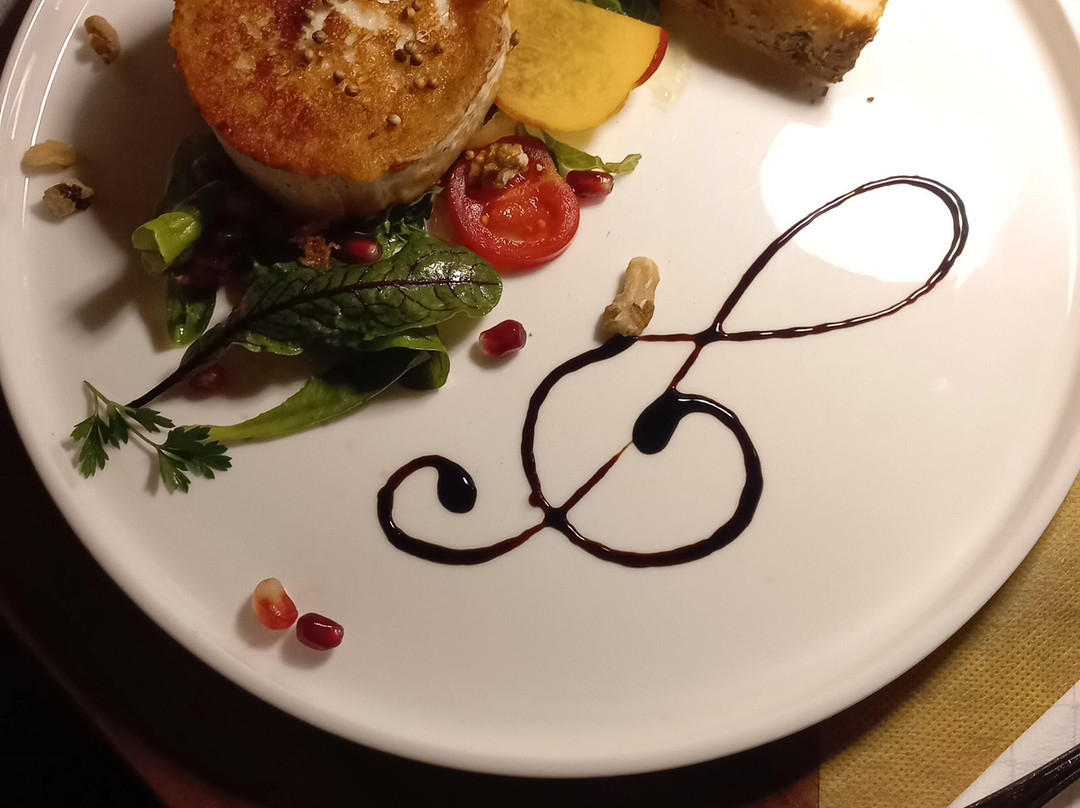 特劳伯餐厅酒店主图