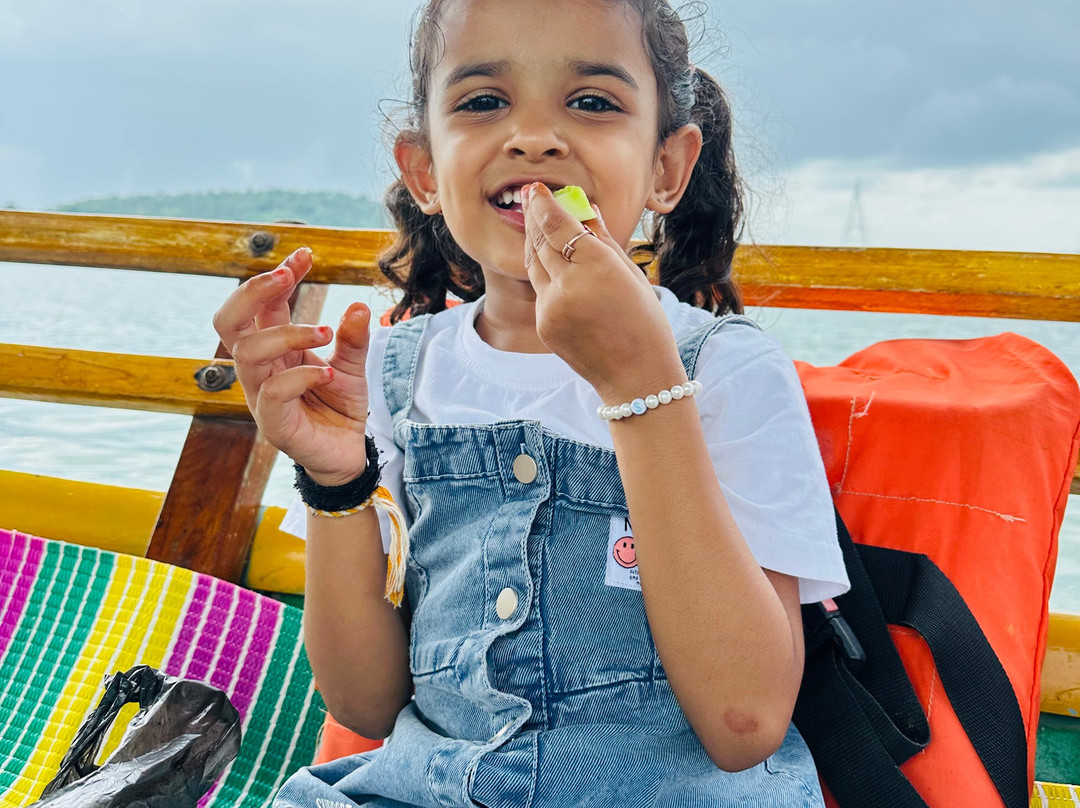 Dudhni Lake-锡尔瓦萨必去景点