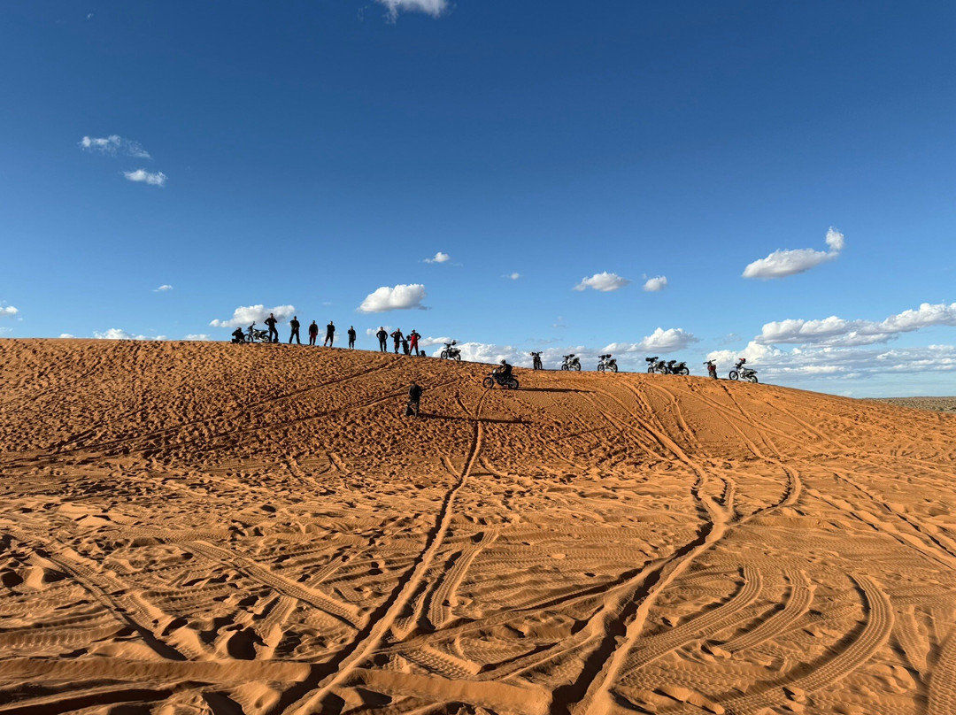 Outback Motorcycle Adventures-爱丽斯泉必去景点