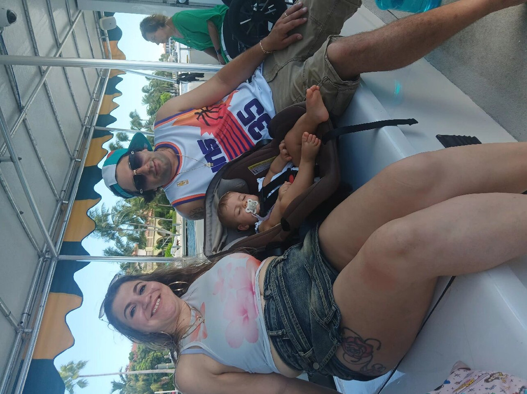 Water Taxi-劳德代尔堡必去景点