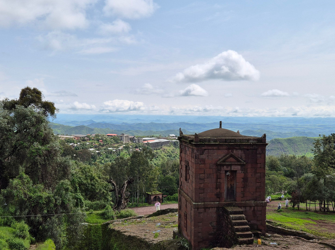 Hike Lalibela Tours-拉利贝拉必去景点