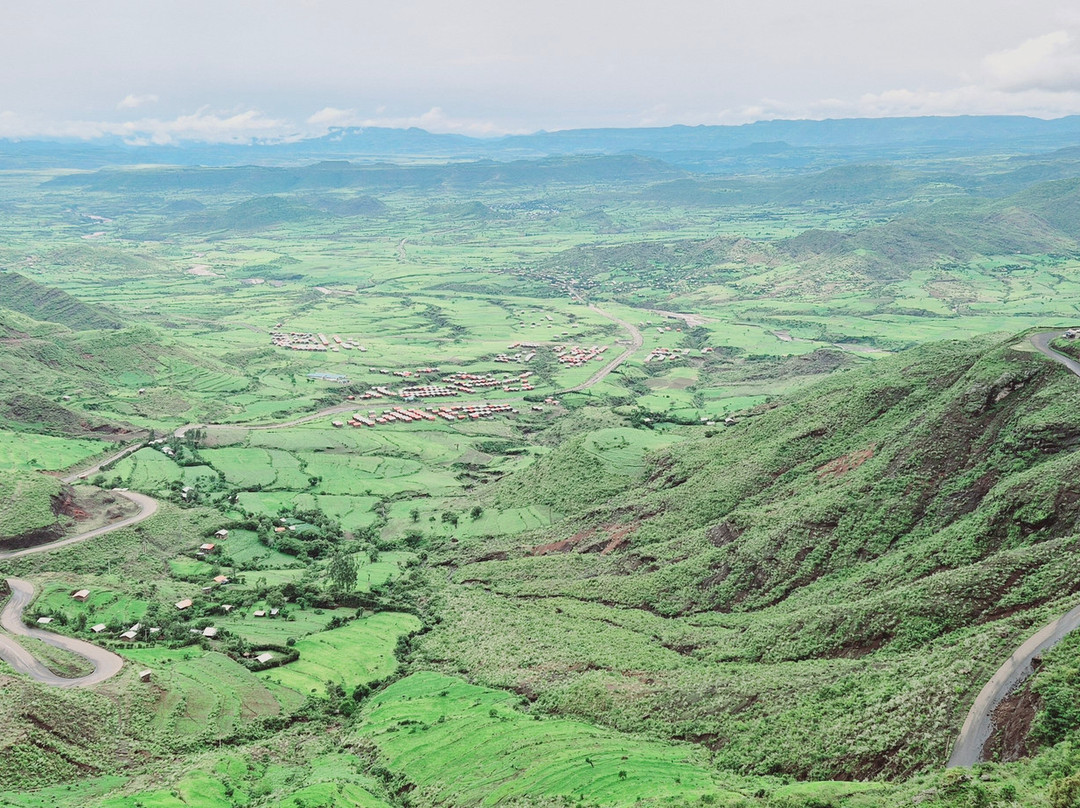 Hike Lalibela Tours-拉利贝拉必去景点