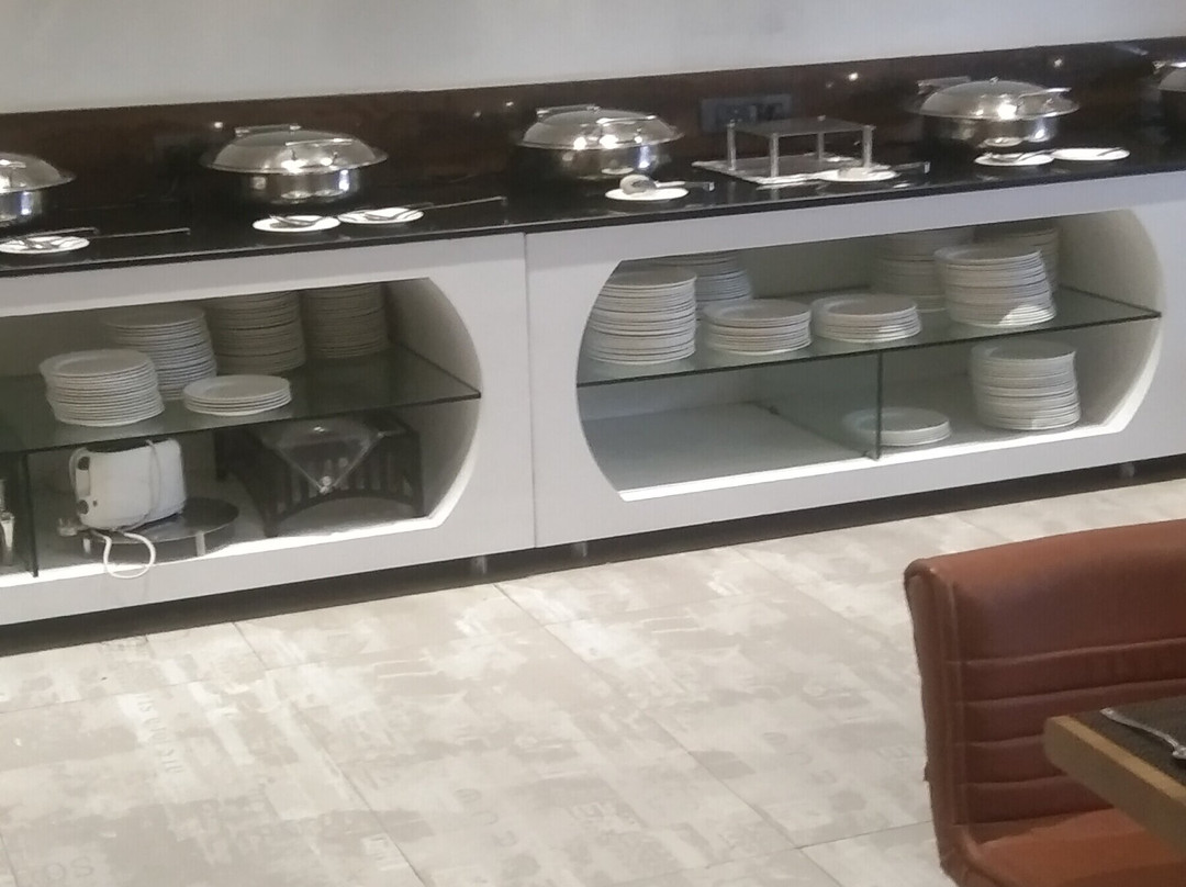 Zip By Spree Hotels Chakan主图