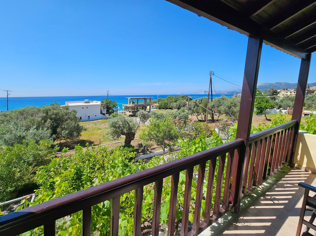 Ormos Marathokampou酒店住宿-Studio Popi