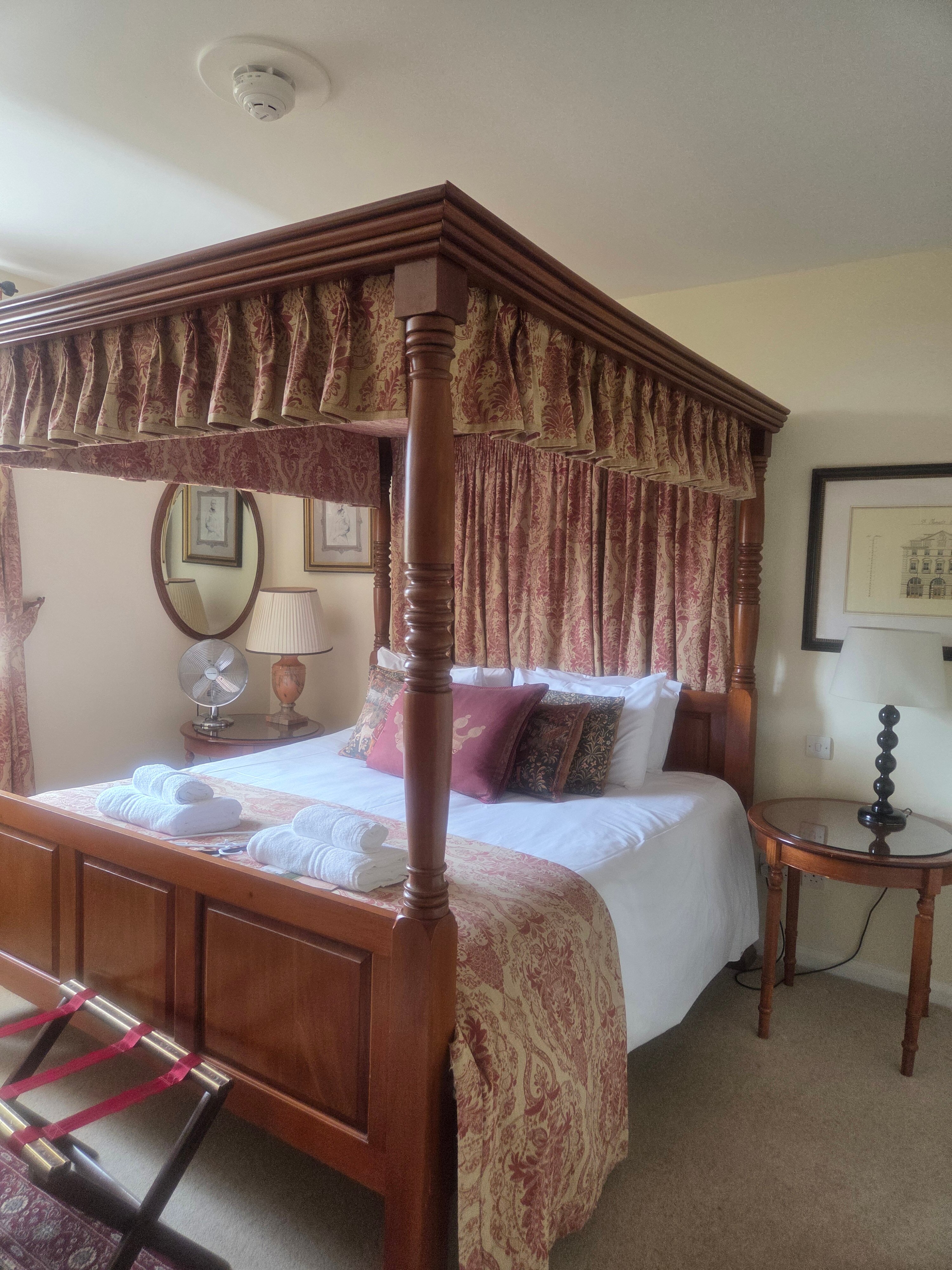 The Bedingfeld Arms-官方