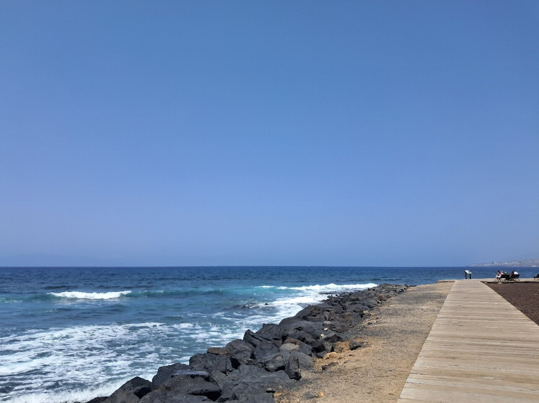 Playa del Camisón-美洲海滩必去景点
