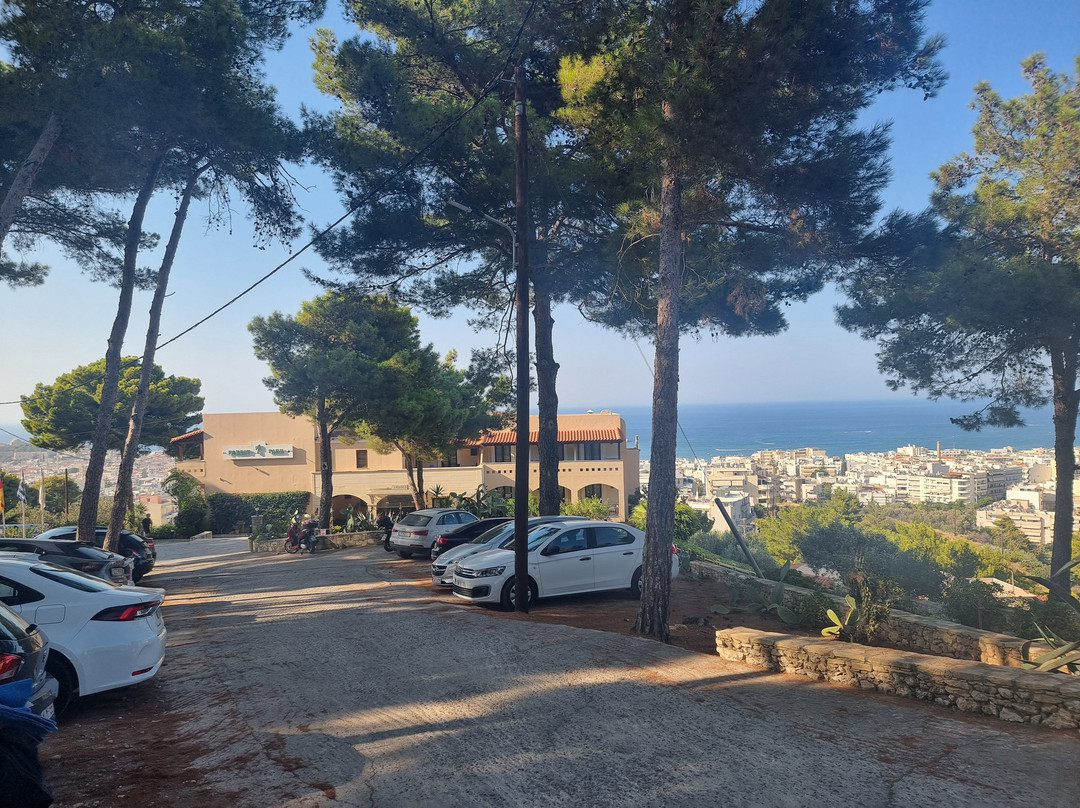 Forest Park Hotel主图