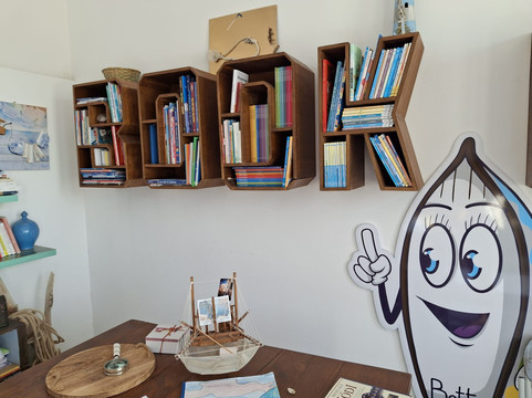 Bookboat-维耶斯泰必去景点