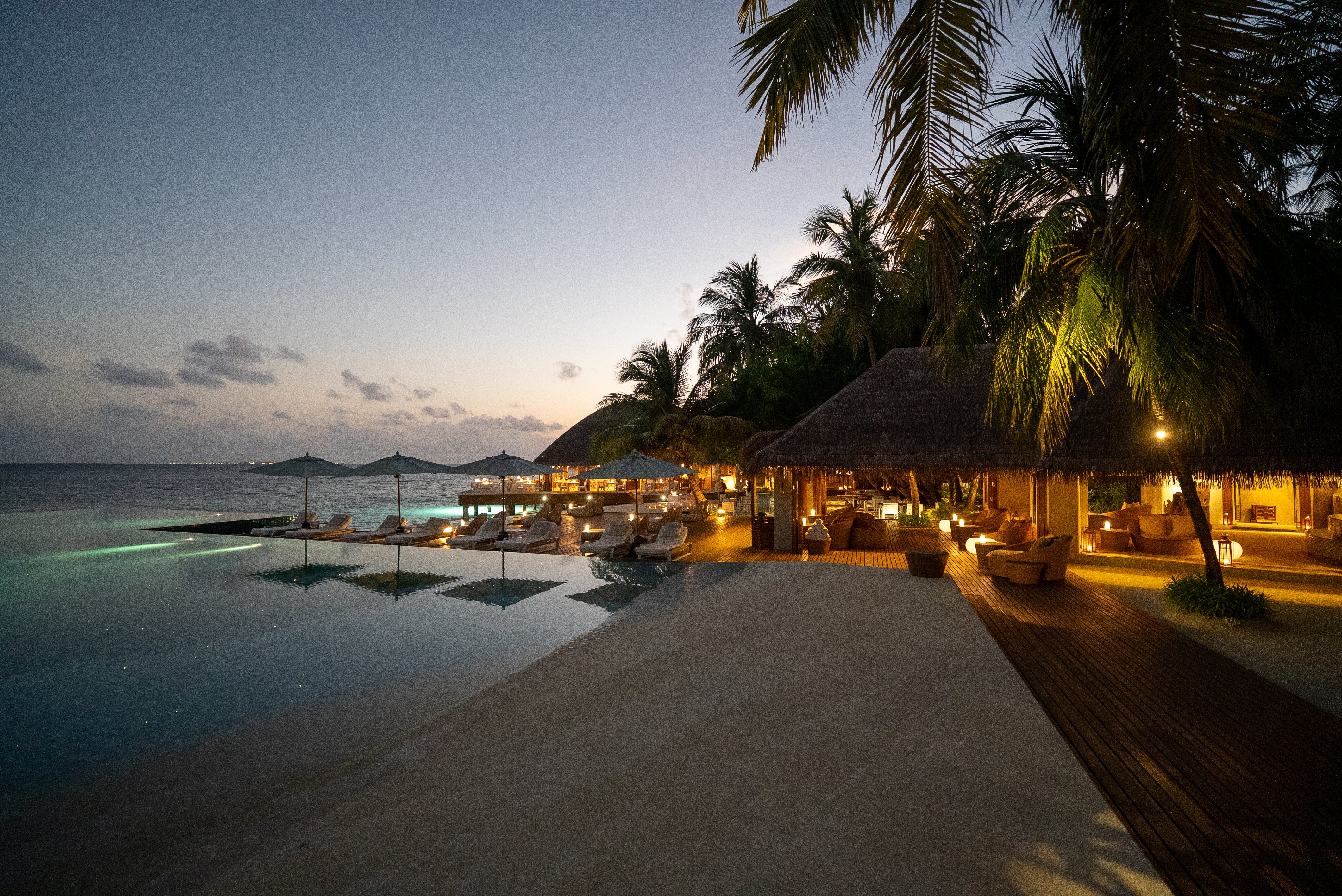 芙花芬岛PER AQUUM度假酒店-泳池