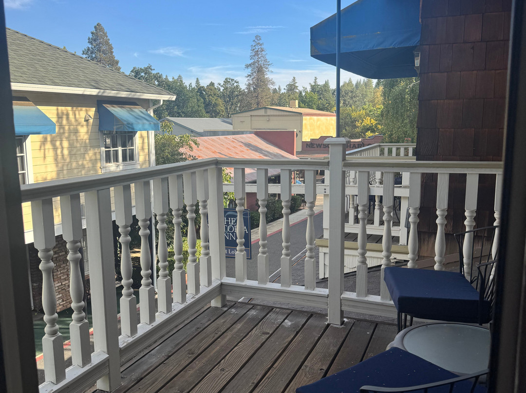 The Victoria Inn主图