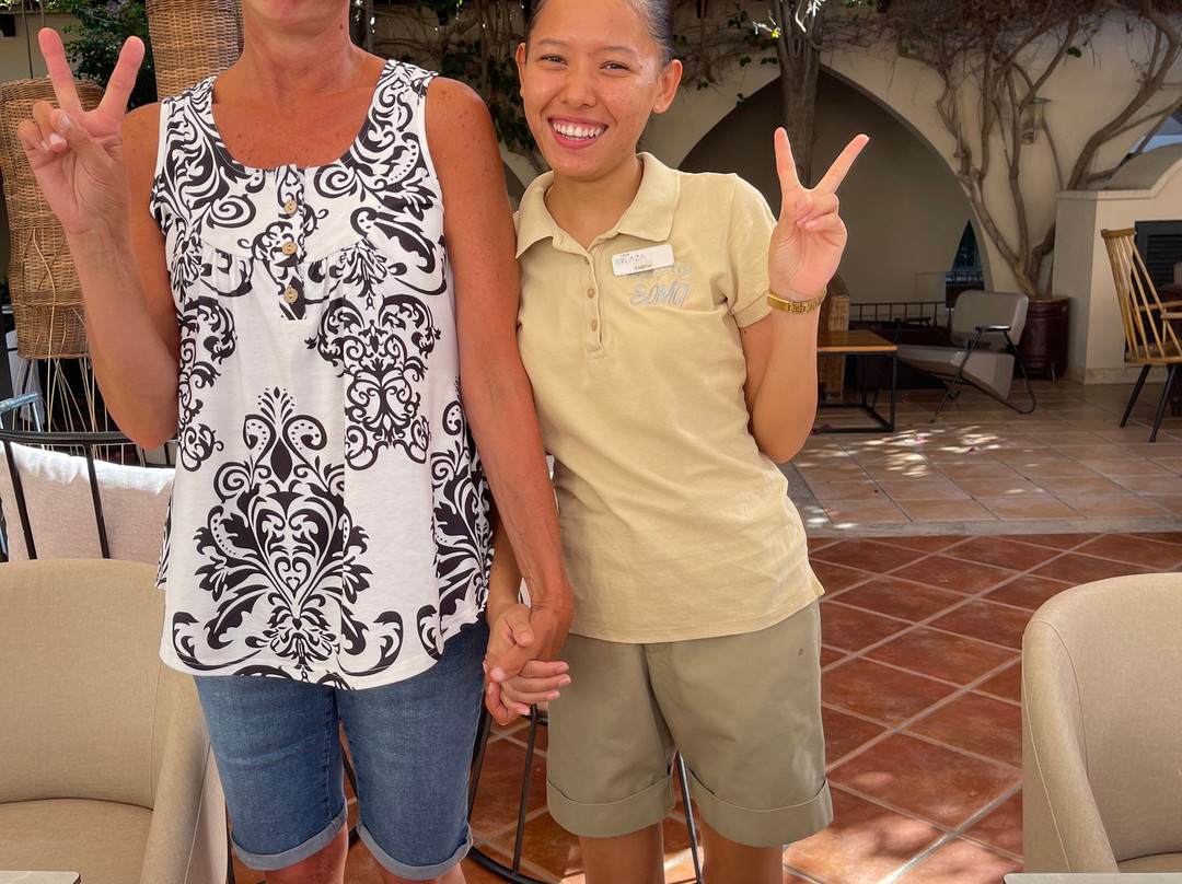 纳帕广场酒店主图