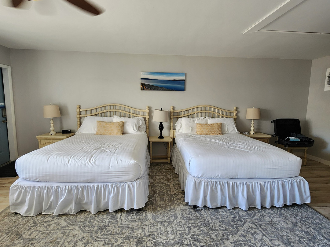 East Shore Lodging主图