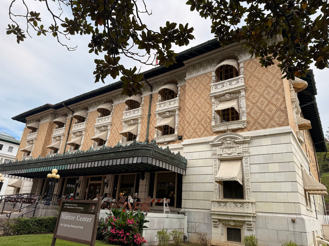 Bathhouse Row-温泉城必去景点