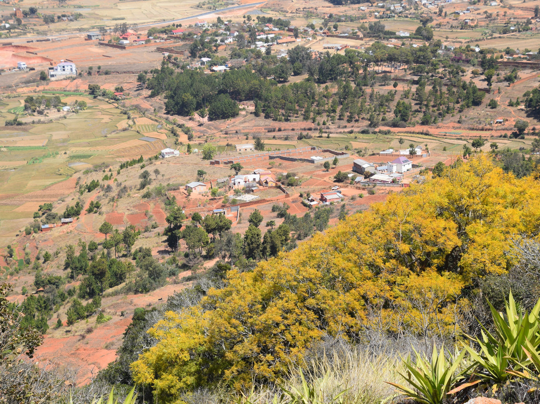 安布希曼加的皇家蓝山行宫-安塔那那利佛必去景点