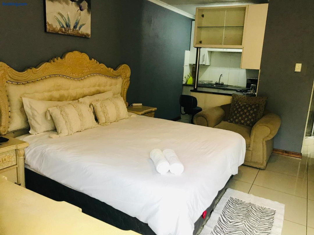 Den Accommodation