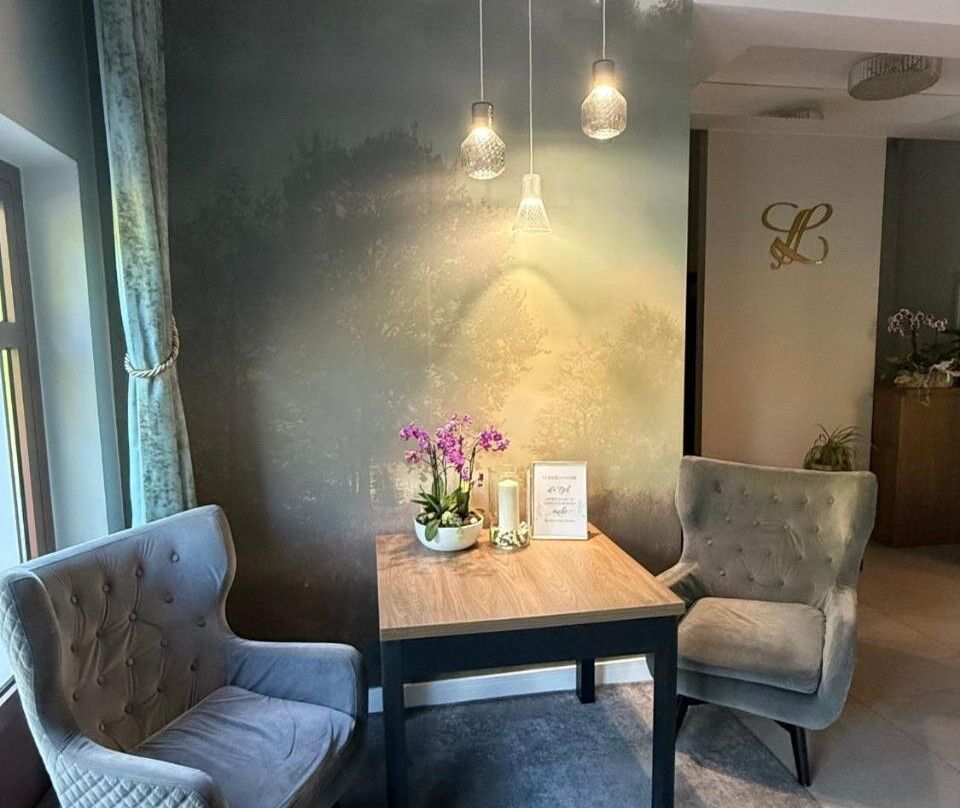 Belchatow酒店住宿-Laura Hotel