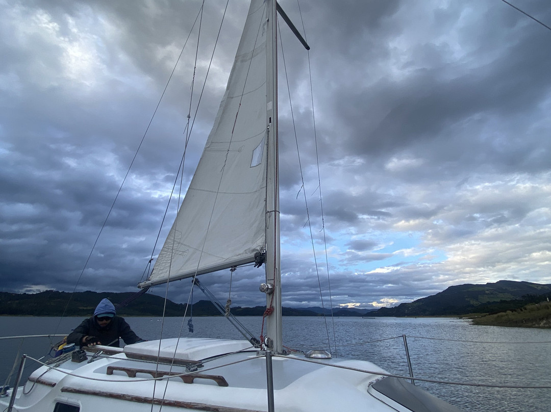 Barlovento Travesías en Velero-Guatavita必去景点