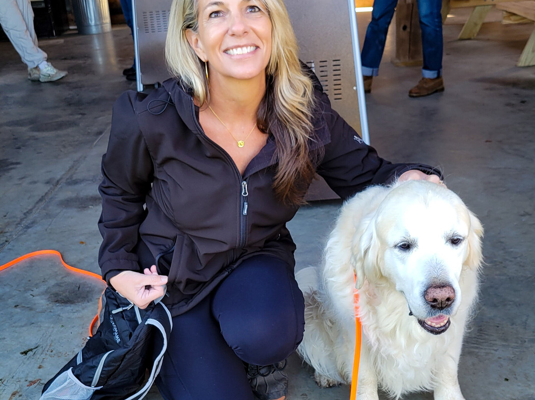 Golden Dog Farm-Jeffersonville必去景点