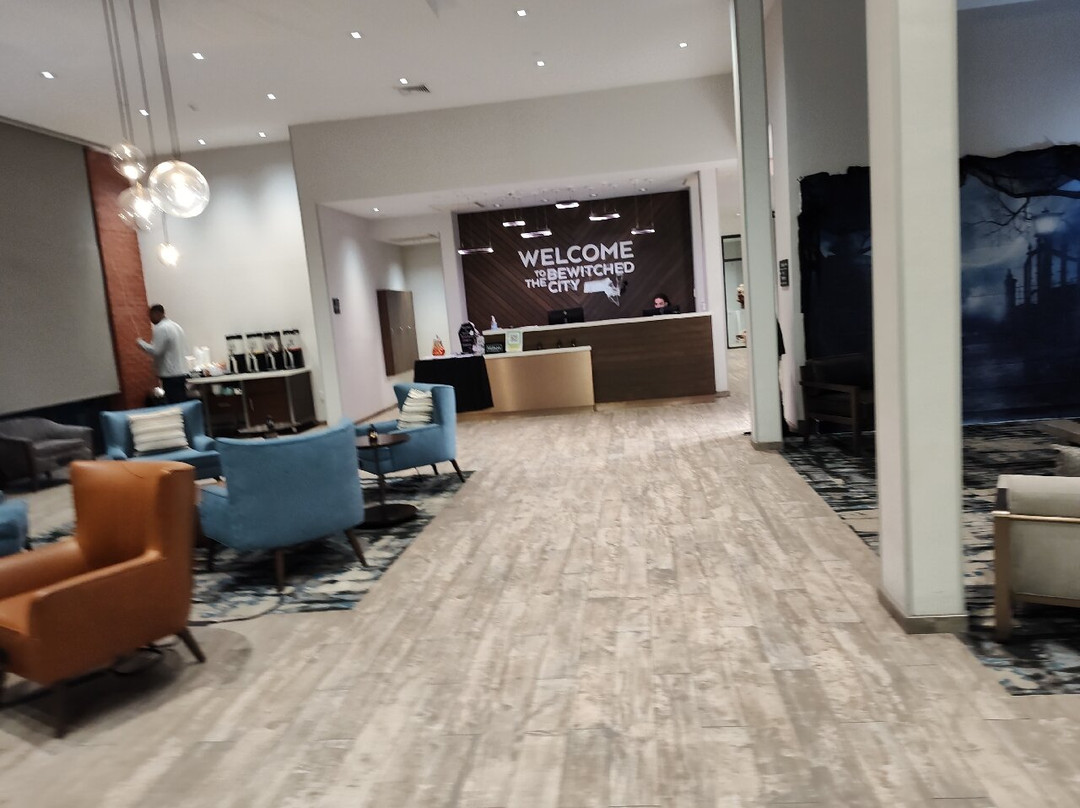 Hampton Inn Salem Boston, Ma主图