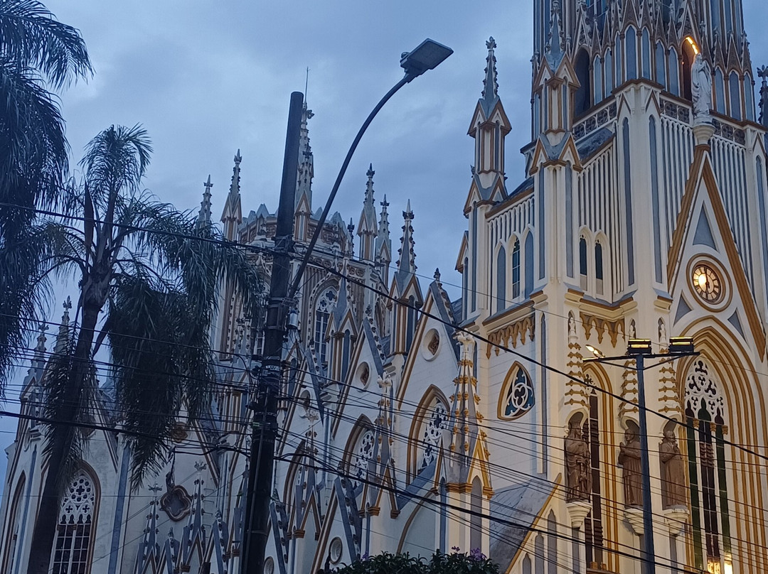 Praca Da Savassi-贝洛哈里桑塔必去景点