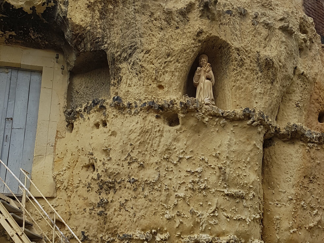 Village Troglodytique-Troo必去景点