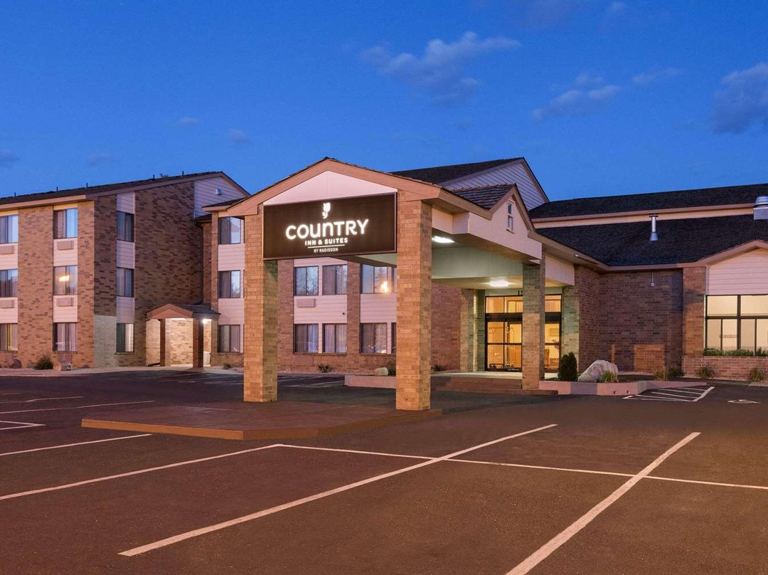 Country Inn & Suites by Radisson, Coon Rapids, MN