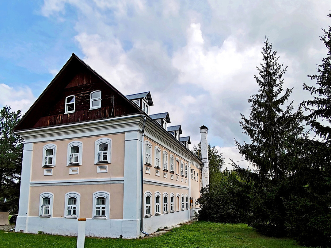 Holy Trinity Convent Belopesotsky-Stupino必去景点