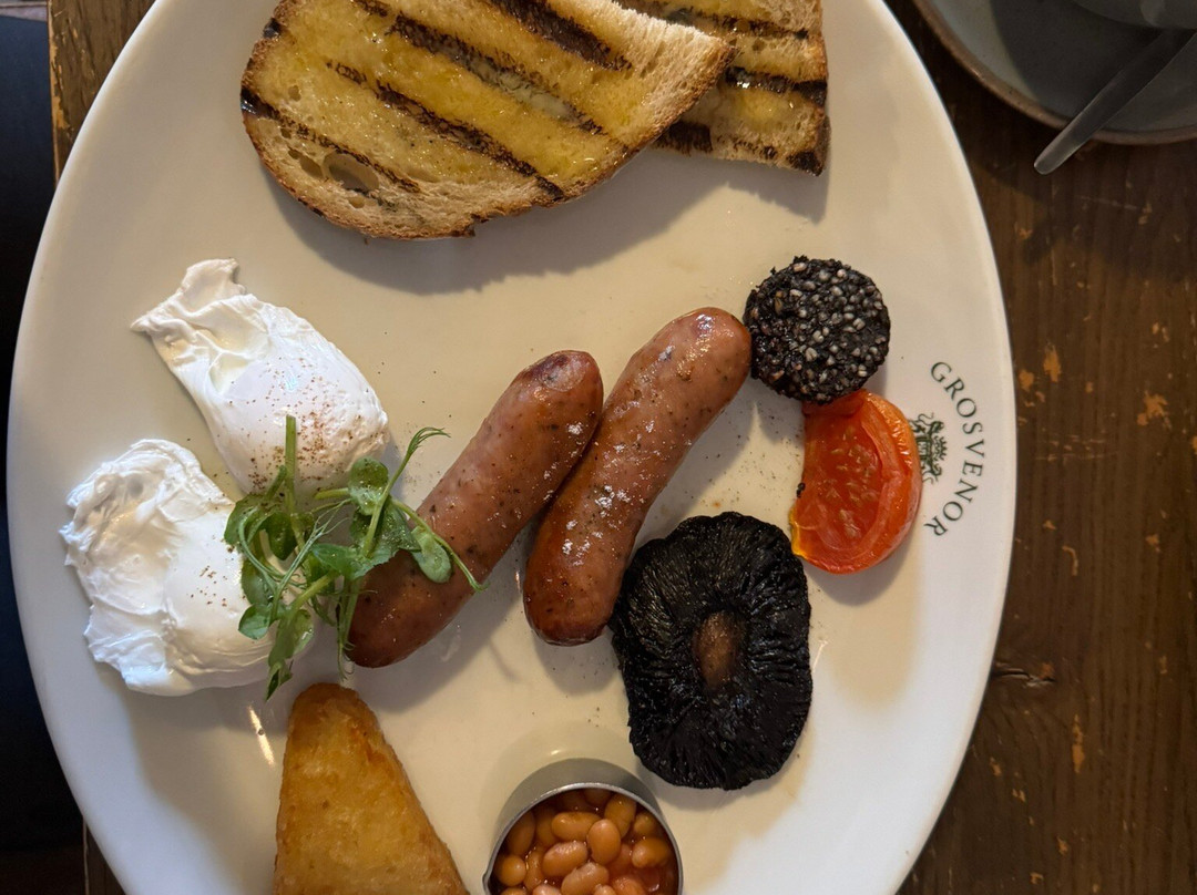 The Stag on the River主图