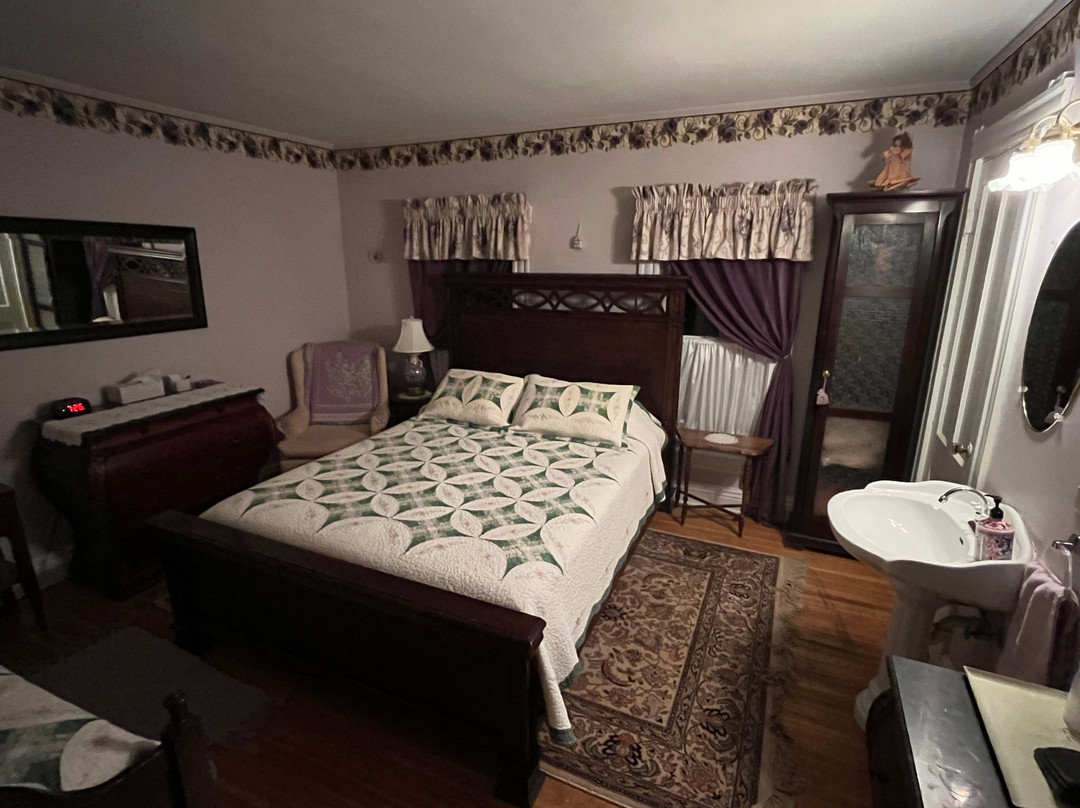 Victorian Bed & Breakfast主图