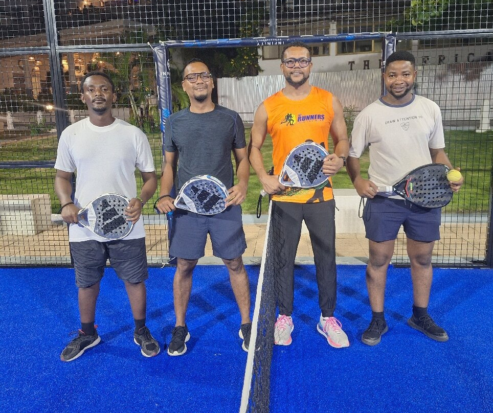 Karibu Padel-石头城必去景点