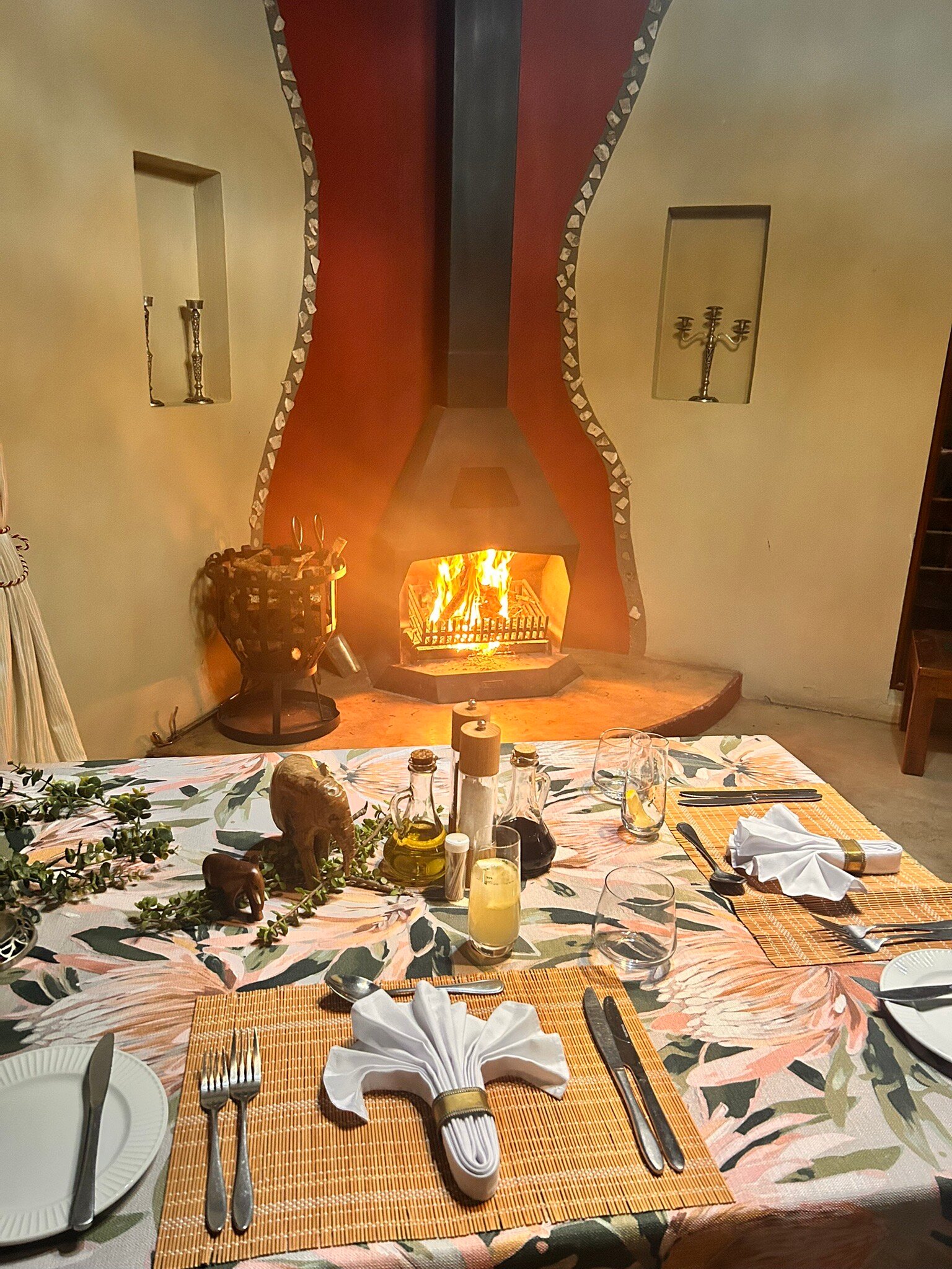 Sibuya Game Reserve: Tented Camps and Lodge-官方