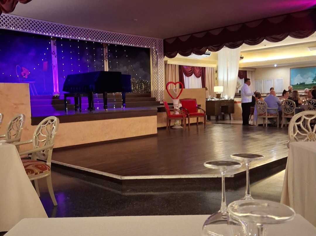 Plaza Pesquero-Rafael Freyre必去景点