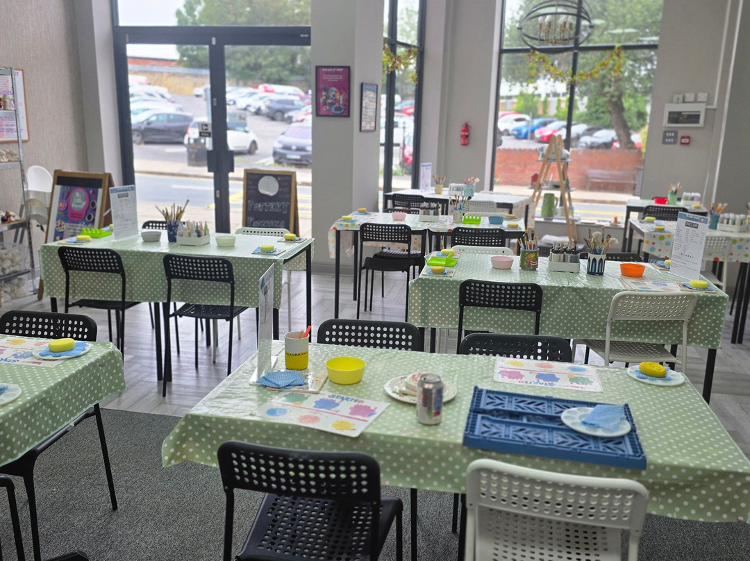 The Little Biscuit Pottery Painting Studio-Morley必去景点